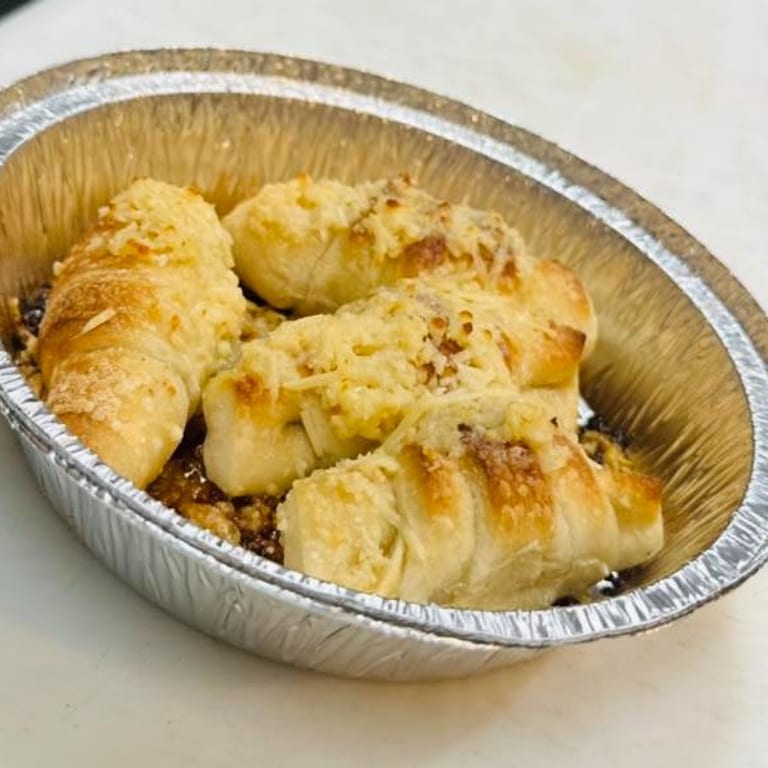 Delicious Garlic Knots Await